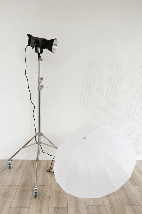 Изображение 2 из 19 в галерее "Art Light"