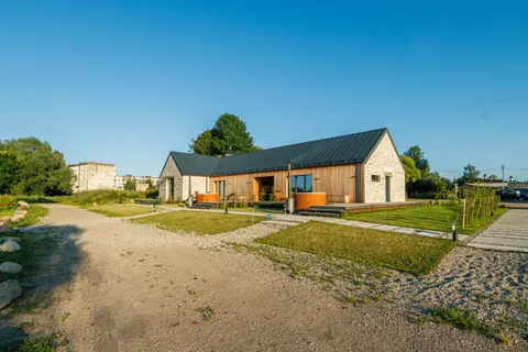 Изображение 4 из 46 в галерее "Тюнинские бани"