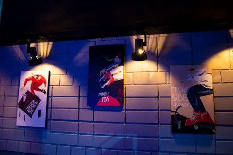 Image 6 of 6 in the gallery of "FREESKATE"