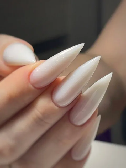 Изображение 6 из 26 в галерее "«EKA nails»"