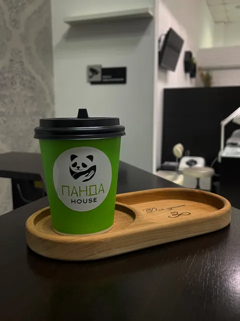 Изображение 9 из 11 в галерее "Центр маникюра и педикюра Panda House"