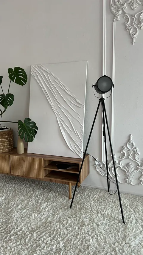 Изображение 3 из 9 в галерее "VOGUE фотостудия/ студия выпускных альбомов TRENDBOOK"