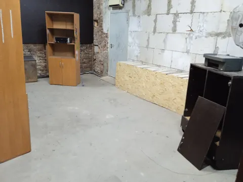 Изображение 10 из 10 в галерее "CrashRoom16"