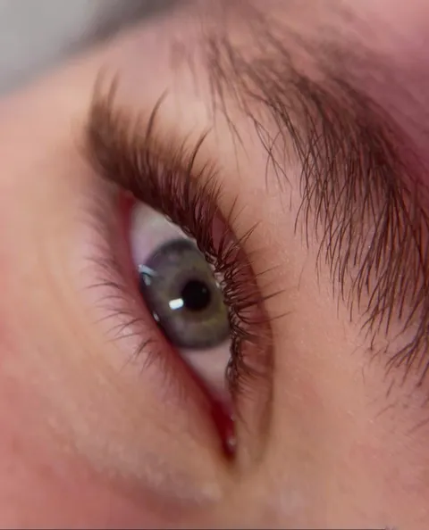 Изображение 1 из 5 в галерее "Yes Lashes"