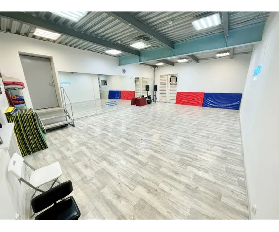 mainSlide
